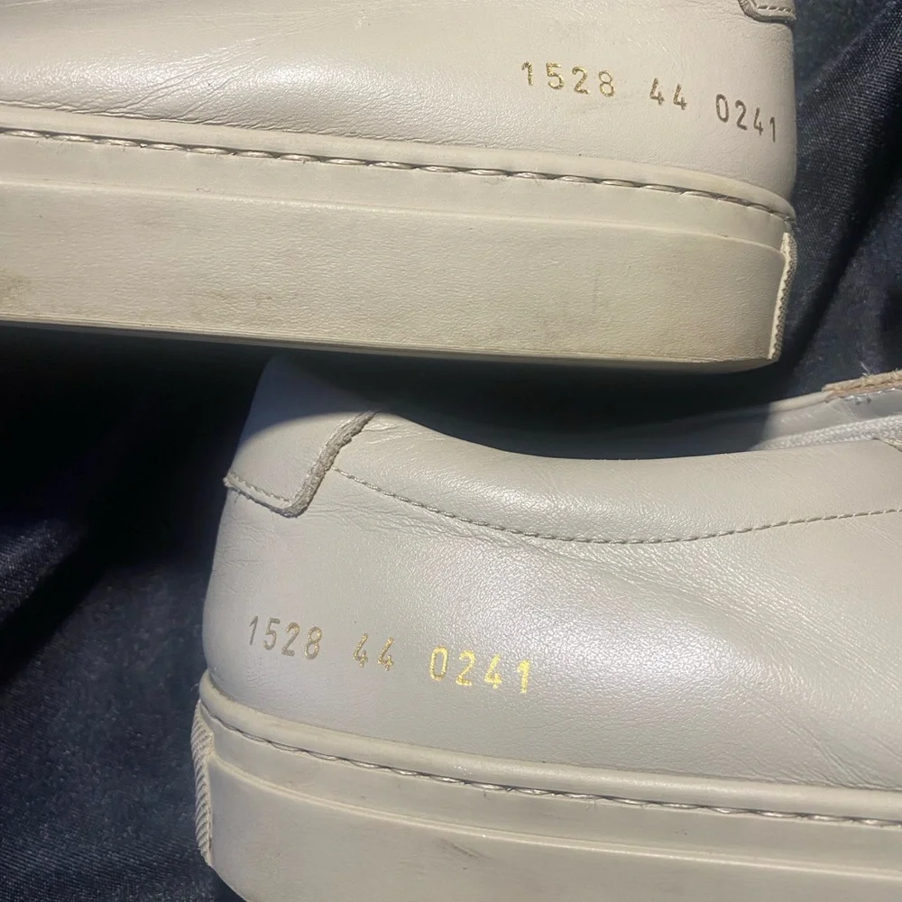Common Projects Off-White Leather Sneakers - Picture 3 of 5